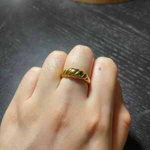 SOLD - Gold filled croissant ring